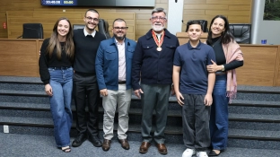 Câmara de Sorocaba celebra os 20 anos da Paróquia São Bento e homenageia padre