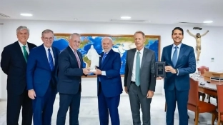 Lula recebe líderes mórmons dos EUA no Palácio do Planalto