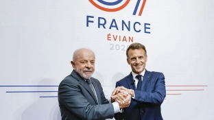 Lula tem encontros com presidentes da França e da Suíça
