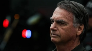 Bolsonaro pede ao STF para se consultar com a nora, que é dentista