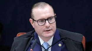 Zanin, do STF, suspende eleição indireta para governo do Rio