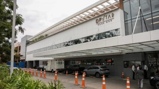 Bolsonaro pode ter alta amanhã e deve seguir para prisão domiciliar