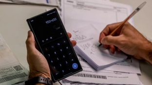 Lula sanciona com vetos lei que prevê regras mais rígidas para devedor