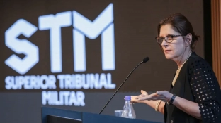 Bolsonaro fez descaso com preceitos éticos dos militares, diz MPM