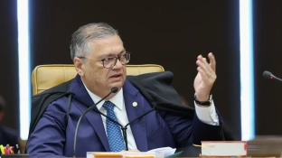 Dino expõe relatório com ameaça de assassinato contra ministros do STF