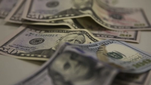 Brasil e EUA retomam negociação após tarifaços de 25% e 12,5%