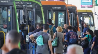 Escala 6x1: 67% apontam que jornada piora saúde mental, diz pesquisa
