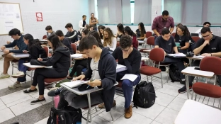 Alunos do Prouni podem solicitar bolsa permanência de R$ 700 por mês