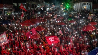Vitória de Lula repercute na imprensa europeia e asiática