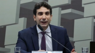 Galípolo: Brasil está mais preparado para volatilidade do petróleo