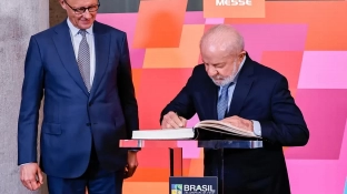 Na Alemanha, Lula defende parceria com Europa na descarbonização