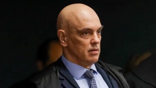 Moraes corrige mandado e manda soltar presa do 8 de janeiro
