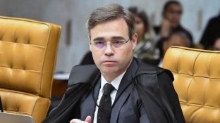 Mendonça que levar ao plenário conversas atribuídas a Vorcaro e Moraes