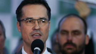 Deltan paga indenização a Lula por PowerPoint da Lava Jato