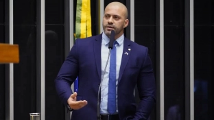 Moraes dá 48h para Daniel Silveira explicar publicação de vídeo no X