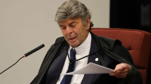 Fux vai relatar ação sobre idas da esposa de Moraes ao Senado