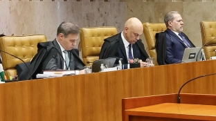 Mendonça acusa Moraes de direcionar investigação no STF