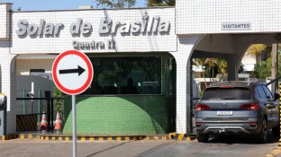 Bolsonaro recorre para anular proibição de visita na prisão domiciliar