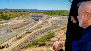 Lula inaugura túnel de transposição das águas do São Francisco no RN