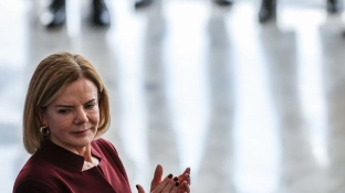 Fim da escala 6x1: governo pode enviar projeto para agilizar aprovação