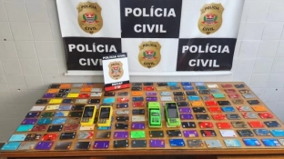 Golpe da maquininha: homem é preso com 251 cartões bancários em SP