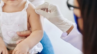 Governo de SP dá início a imunização para prevenção da bronquiolite em todo o estado