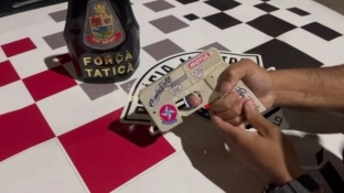 PM prende suspeito de fabricar arma caseira com formato de celular no interior de SP