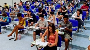 Estudantes da 3ª série do Ensino Médio da rede estadual de SP têm até o dia 5 de junho para confirmar participação no Enem