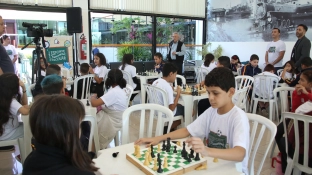 Câmara Sorocaba recebe segundo festival de xadrez com alunos da rede municipal