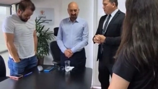 Vereador Roberto Freitas participa de reunião com o prefeito  Fernando Costa Neto para tratar de pautas da cidade