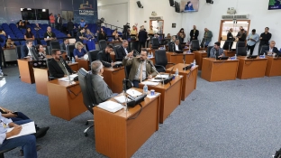 Aprovados requerimentos sobre segurança nos terminais, falta de medicamentos na rede e manutenção de escolas