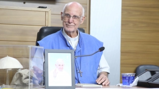 Câmara Municipal concede título de cidadão sorocabano ao padre Júlio Lancellotti