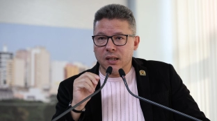 Cristiano Passos solicita serviço de patrolamento na Estrada Felisbino Rosa de Almeida