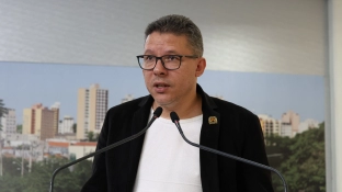 Cristiano Passos sugere que as Casas do Cidadão estendam seu horário de atendimento
