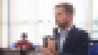 Ítalo Moreira cobra informações sobre carência de profissionais nas escolas municipais