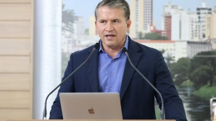 Roberto Freitas questiona o Executivo sobre custo-benefício da construção da Marginal Direita