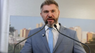 Henri Arida questiona o Executivo sobre a roçagem de mudas de árvore no bairro Piazza di Roma