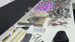 Casal é preso em flagrante com grande quantidade de drogas e arma de fogo