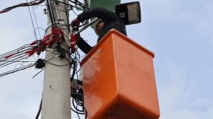 Prefeitura instala iluminação de LED no bairro Chácara do Lima