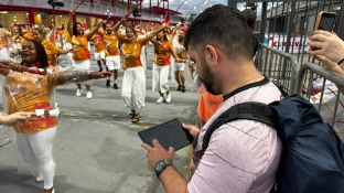 Soluções criadas por empresas residentes no PTS garantem fluidez do desfile de escola de samba de SP