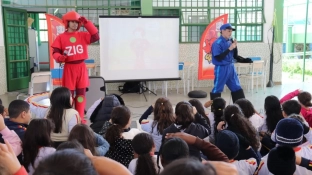 Alunos das escolas da rede municipal receberam o projeto Clubinho Honda voltado a educação e segurança no trânsito ao longo de 2025