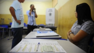 Mesários têm papel fundamental na garantia do processo eleitoral