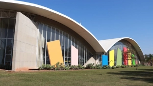 Roda de conversa sobre os gêneros literários de suspense e terror acontece na Biblioteca Municipal nesta quinta-feira (26)