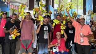Pessoas em situação de rua de Sorocaba recebem ovos de Páscoa em ação solidária