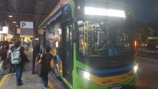 Ônibus Sensorial e Linha Rosa completam dois meses de operação contínua