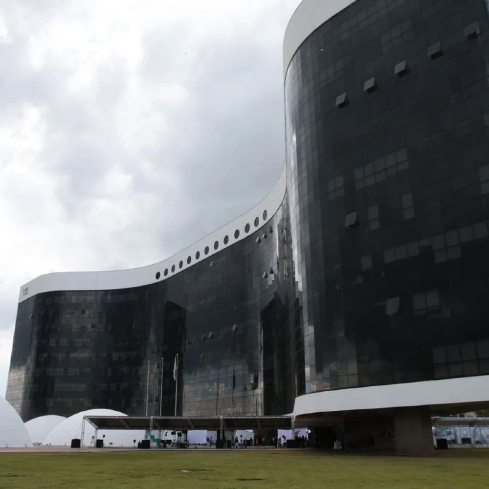 TSE alerta sobre mensagens falsas de anulação das eleições