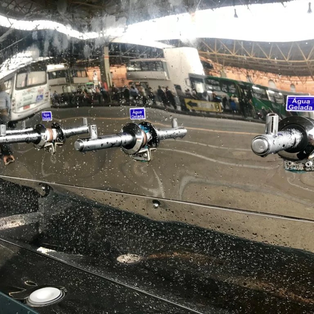Urbes eleva conforto nos terminais de ônibus com novos bebedouros