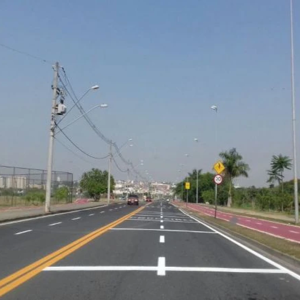 Urbes prossegue com a manutenção da sinalização de solo da avenida Dom Aguirre