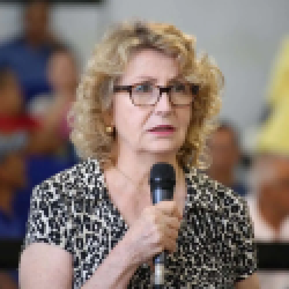 Vereadora Iara Bernardi (PT) é candidata à Presidência da Câmara Municipal