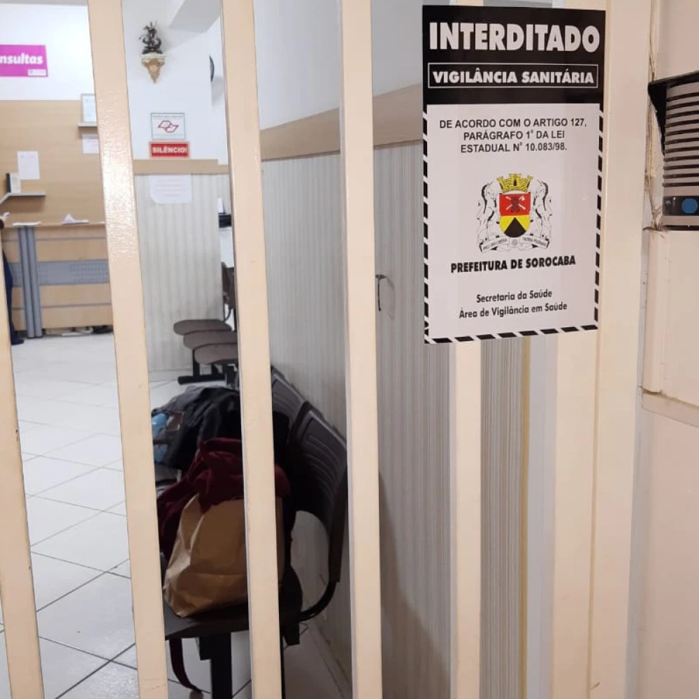 Vigilância Sanitária interdita clínica médica